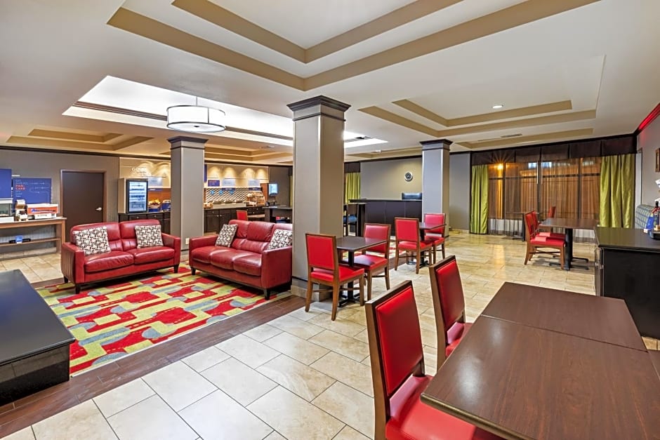 Holiday Inn Express Hotel & Suites Floresville, an IHG Hotel