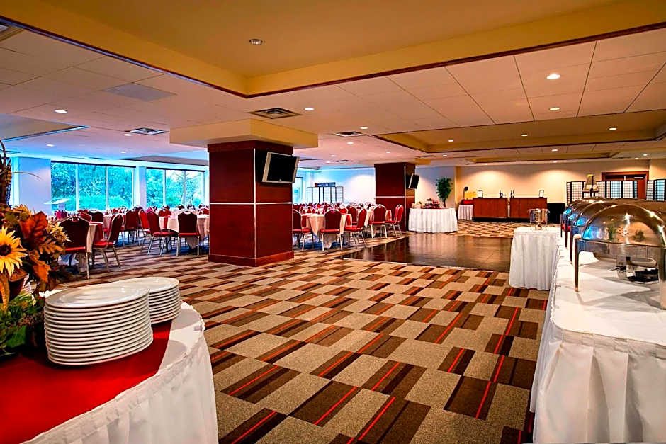 Four Points By Sheraton Victoria Gateway