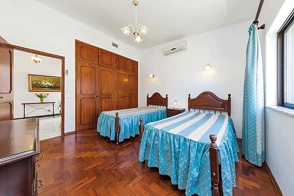 Situated in a superb position, in The Old Village area