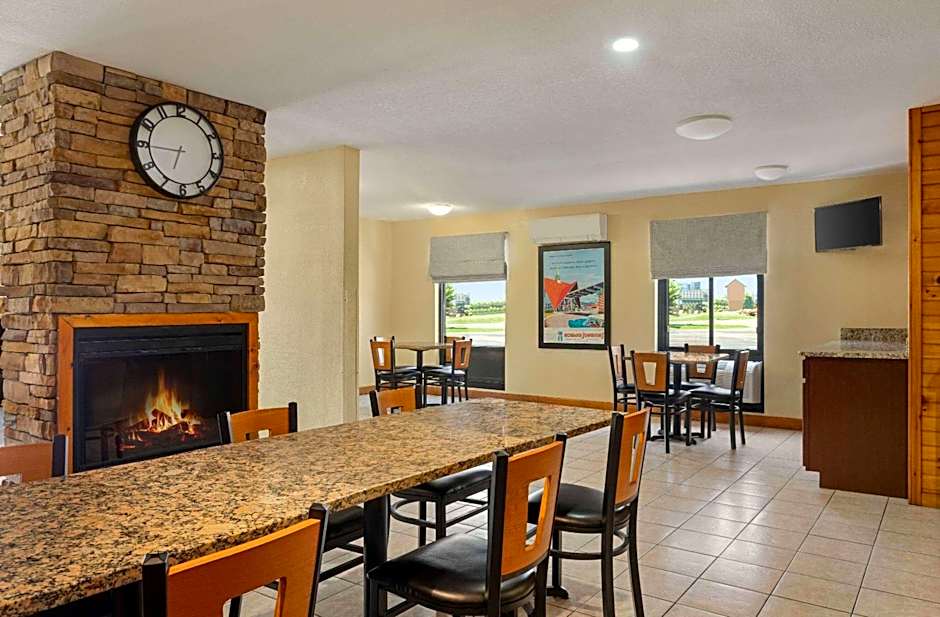 Howard Johnson by Wyndham Pigeon Forge