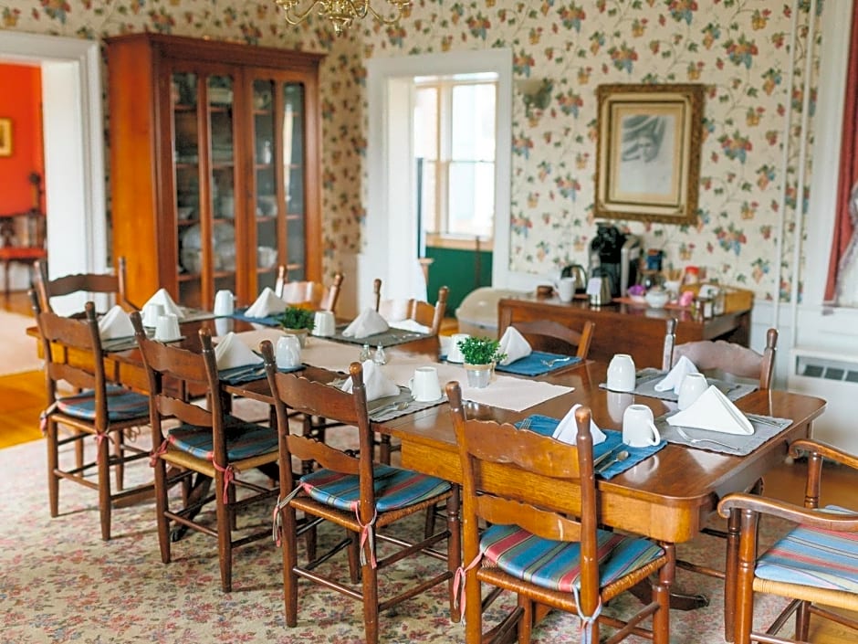 Cave Hill Farm Bed & Breakfast