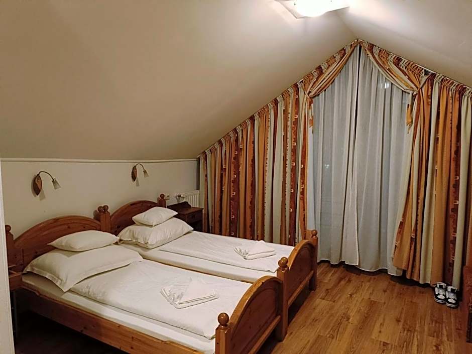 Hotel ICON