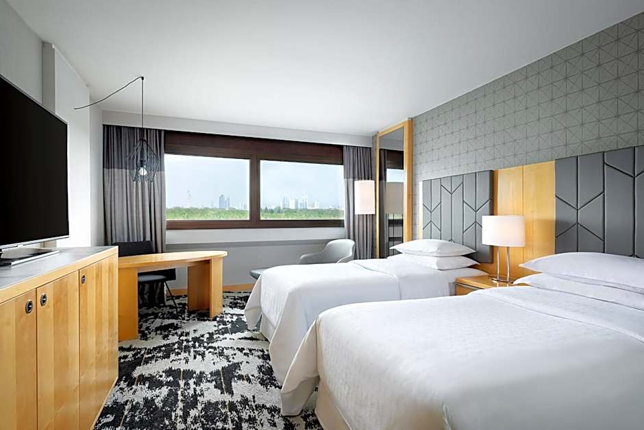 Sheraton Frankfurt Airport Hotel and Conference Center