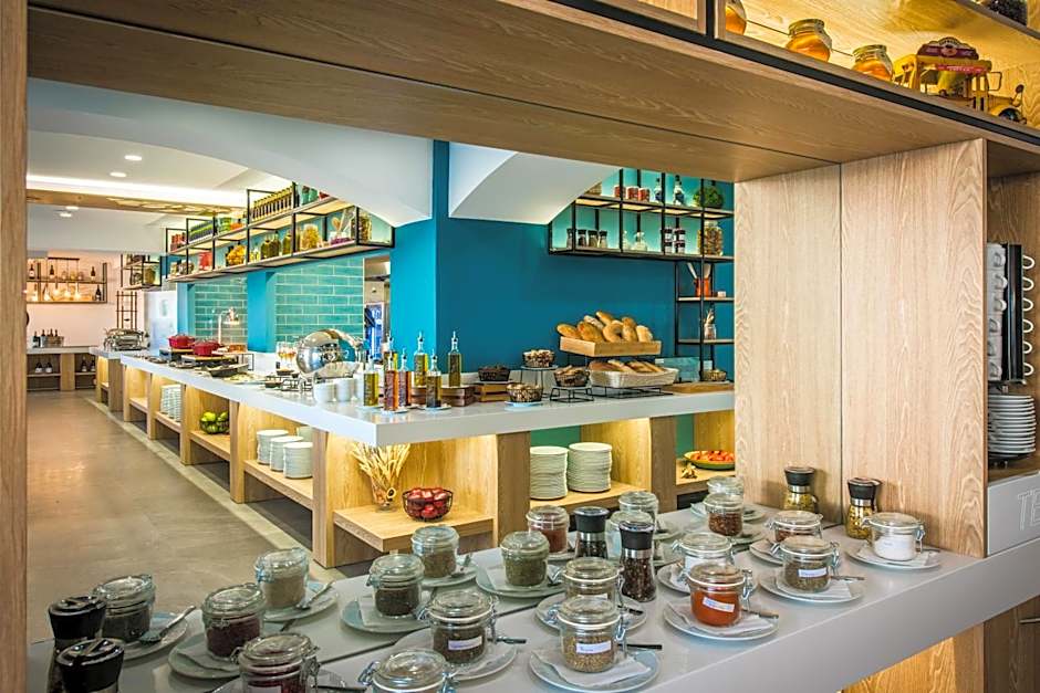 Enorme Infinity Beach - Adults Only