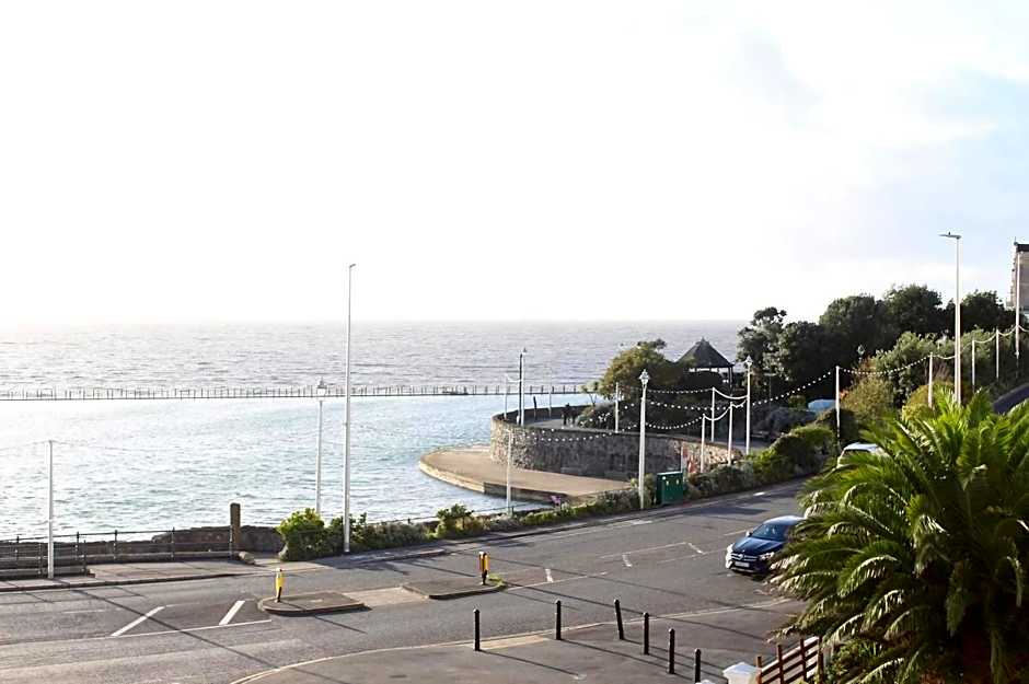 New Birchfield Hotel