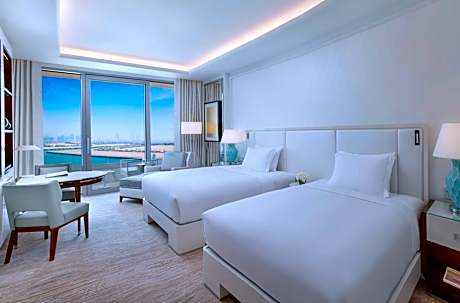 Deluxe Queen Room with Two Queen Beds and Sea View