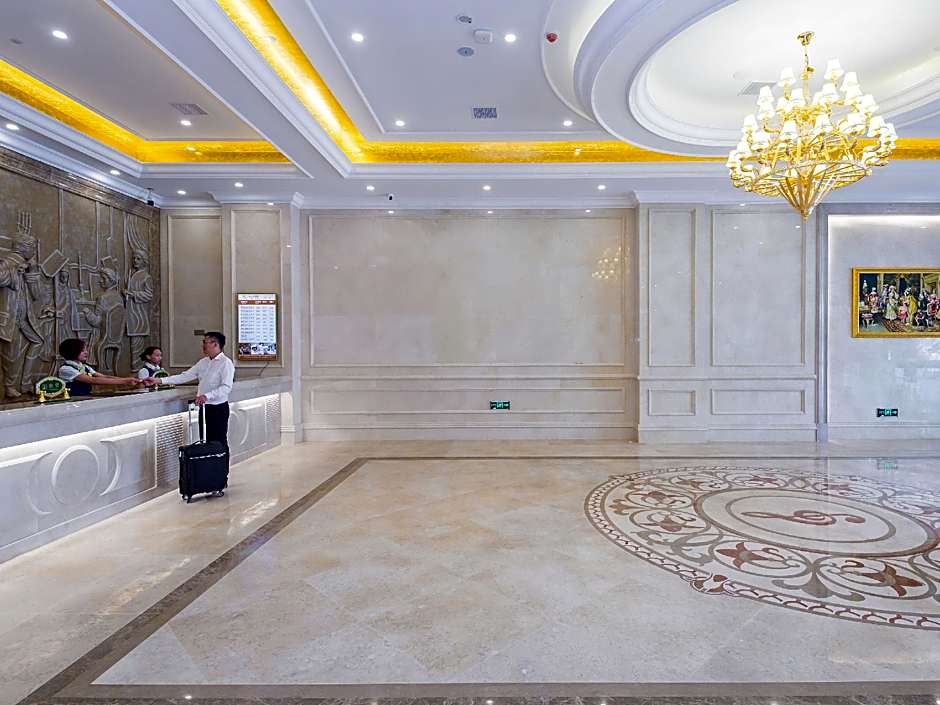 Vienna Hotel Shiyan Shanghai Road