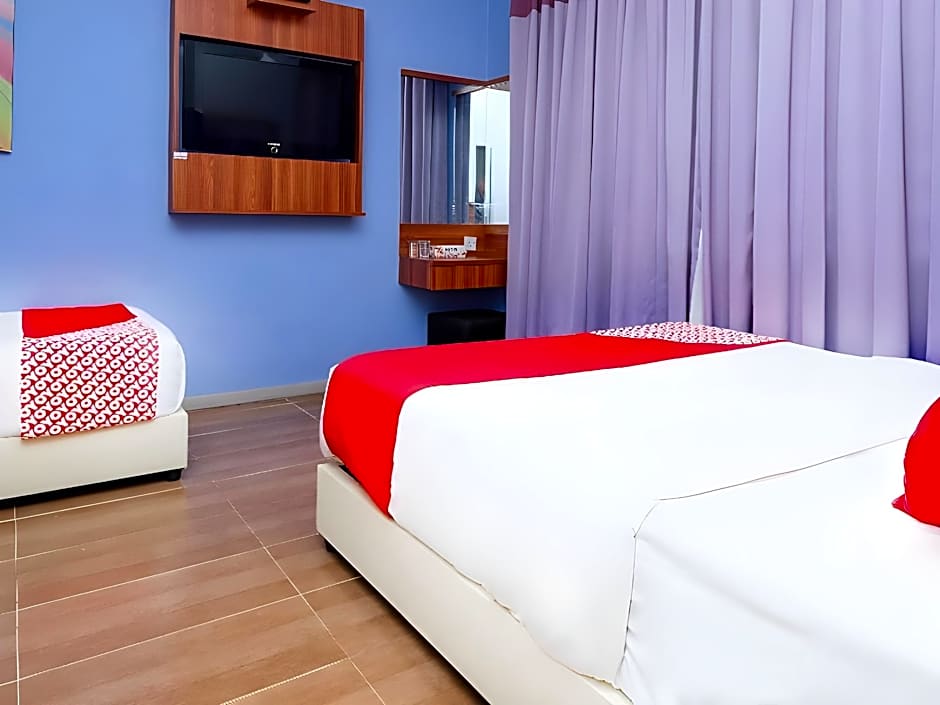 Super OYO 768 Fajar Baru Boutique Hotel