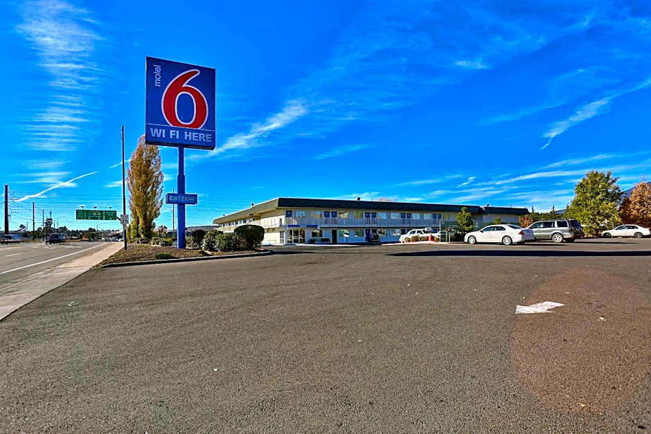 Motel 6-Flagstaff, AZ - Butler