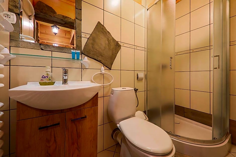 Grota zbójnicka apartament i pokoje