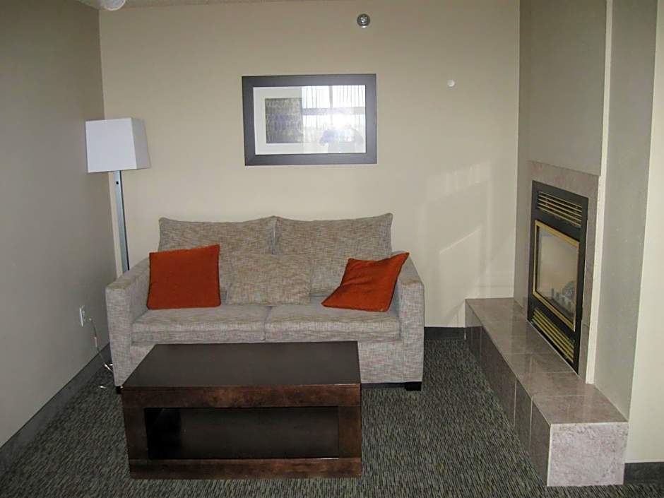 Wingate By Wyndham Fargo
