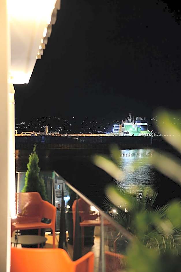 Retro Boutique Hotel