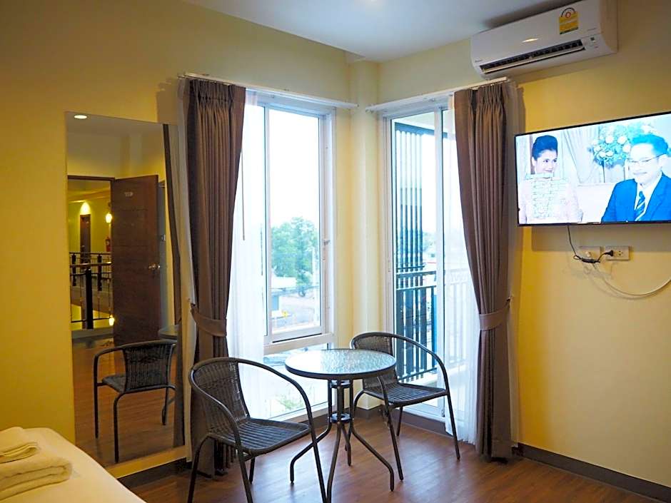 Suksomboon Hotel