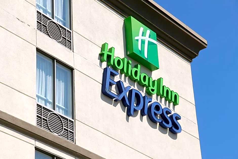 Holiday Inn Express & Suites Huntsville By IHG