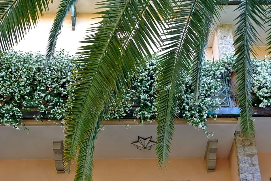 Hotel Mignon