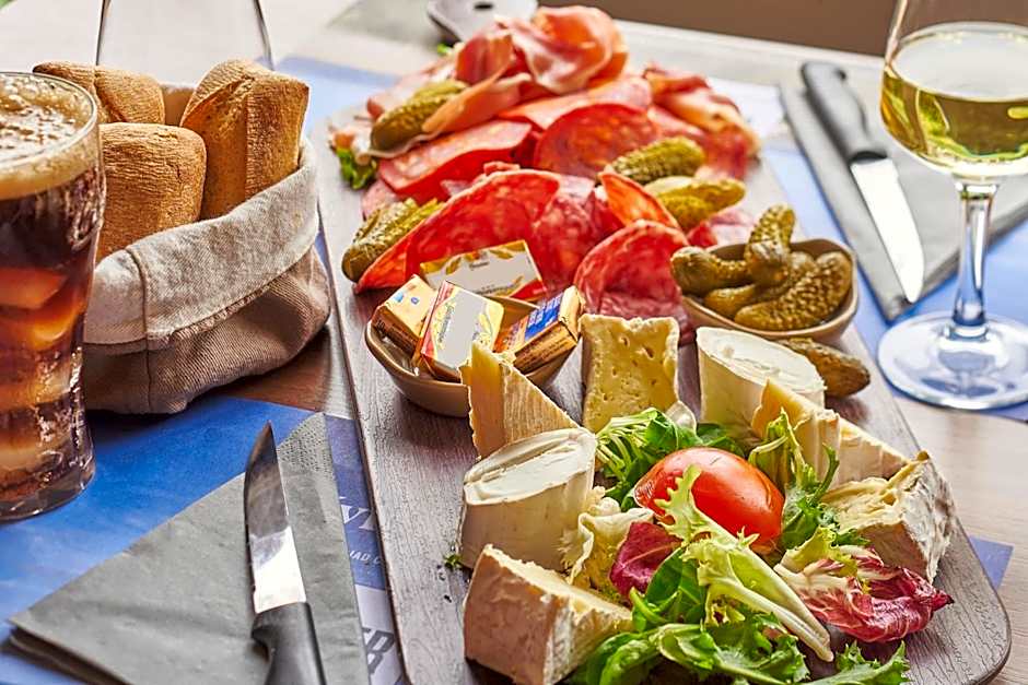 Campanile Caen Nord Herouville Saint Clair Hotel