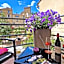 L'AMARILYS chambre d'hôte au coeur du village, terrasse avec vue sur le château