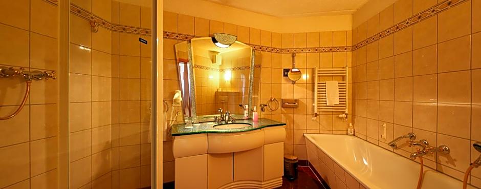 TRIP INN Axxon Hotel