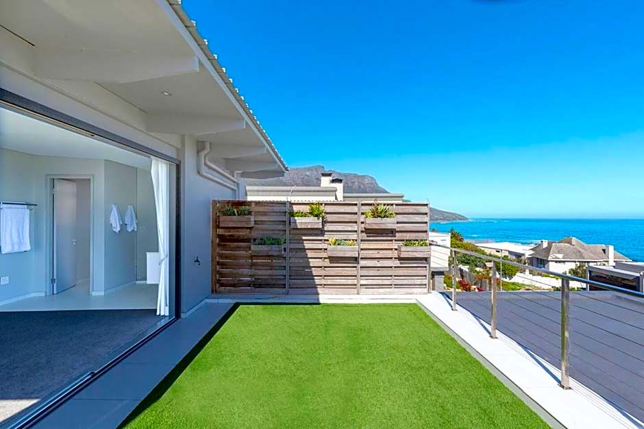 Amara 2 -Designer Penthouse with Solar Power