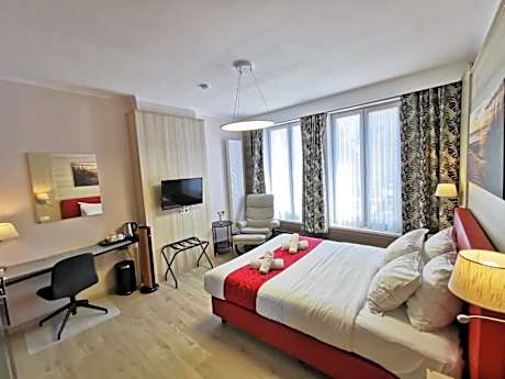 Superior Double Room with Terrace