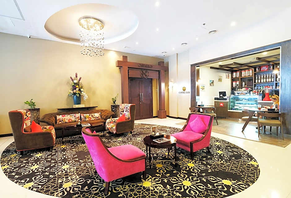 Atiram Premier Hotel