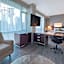 COAST COAL HARBOUR HOTEL by APA