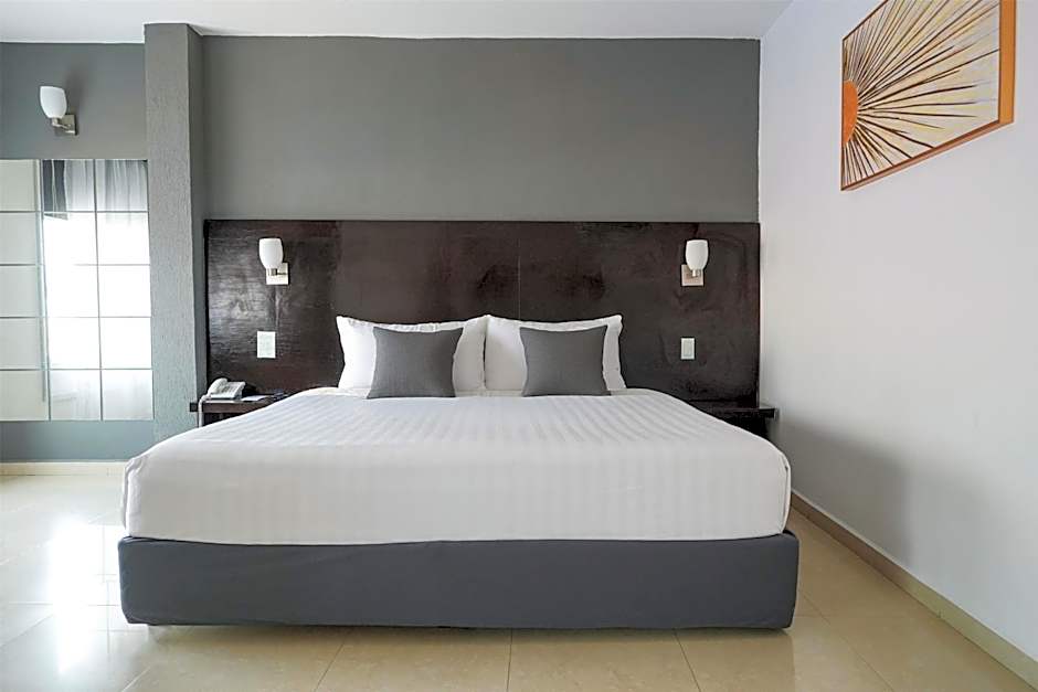 Days Inn by Wyndham Minatitlan