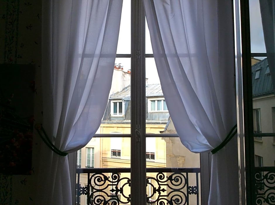 Bed and Breakfast Paris Arc de Triomphe