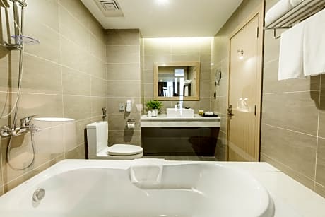 Twin Deluxe Ocean View