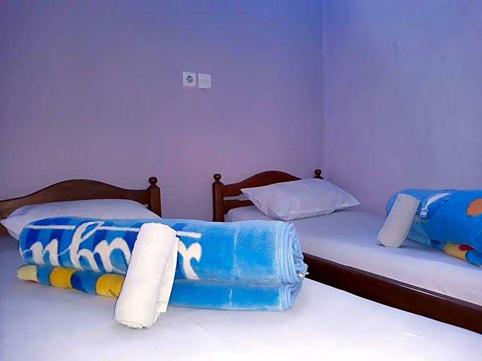 Trivadoh Syariah Hotel