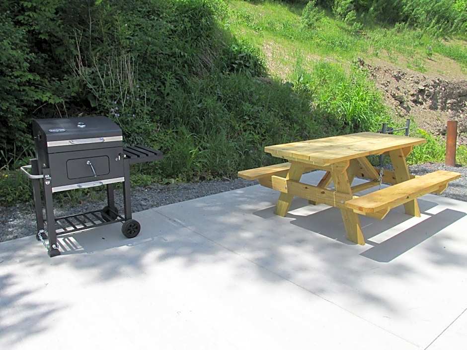 Crystal Springs Inn And Suites