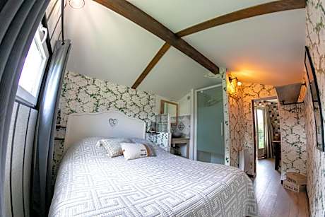 One-Bedroom Chalet