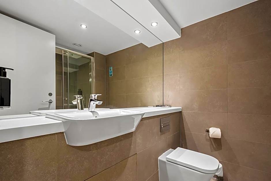 Roomzzz Newcastle City