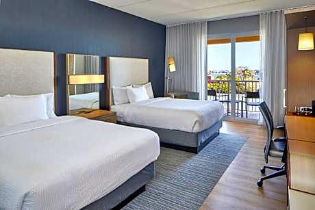 Queen Room with Two Queen Beds, Partial Water View and Balcony