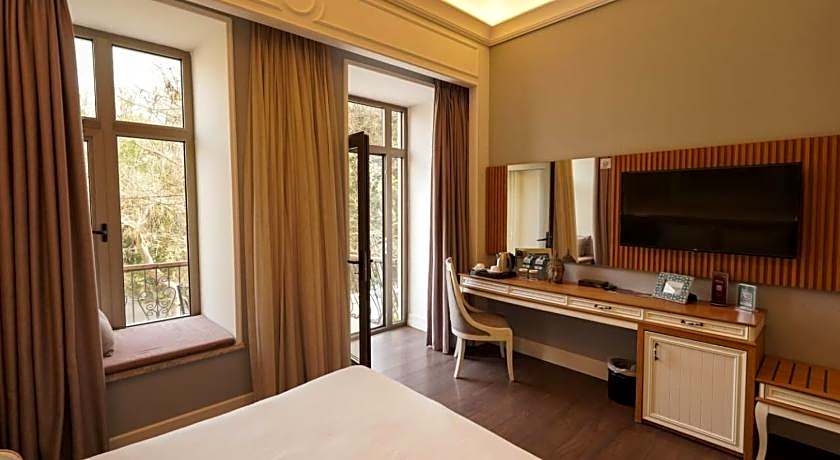 Theatrum Hotel Baku