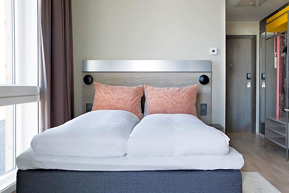 Comfort Hotel Bergen Airport