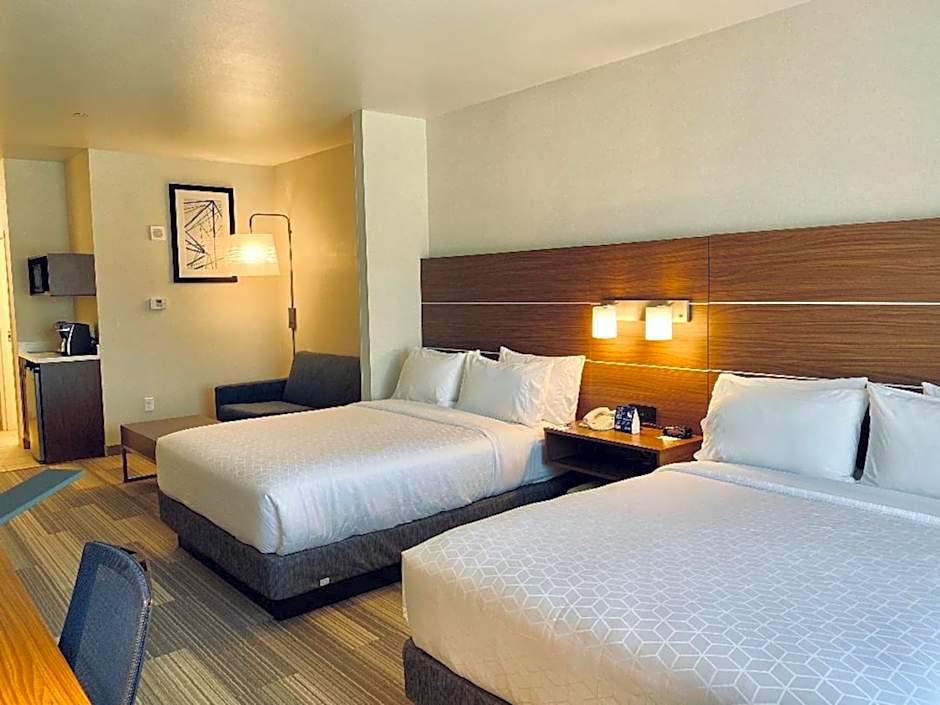 Holiday Inn Express Hotel & Suites Beaumont - Oak Valley By IHG