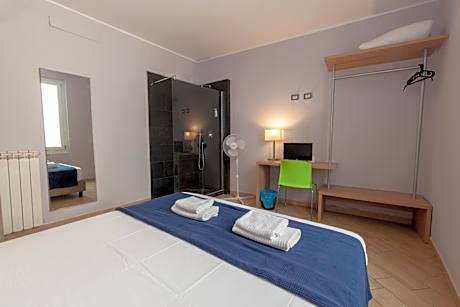 Double Room with Private External Bathroom