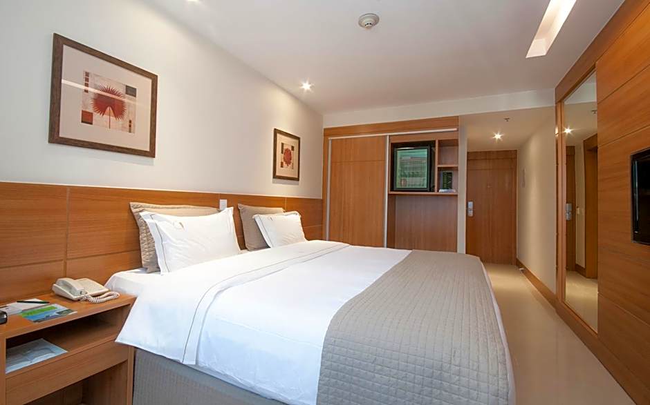 Américas Granada Hotel