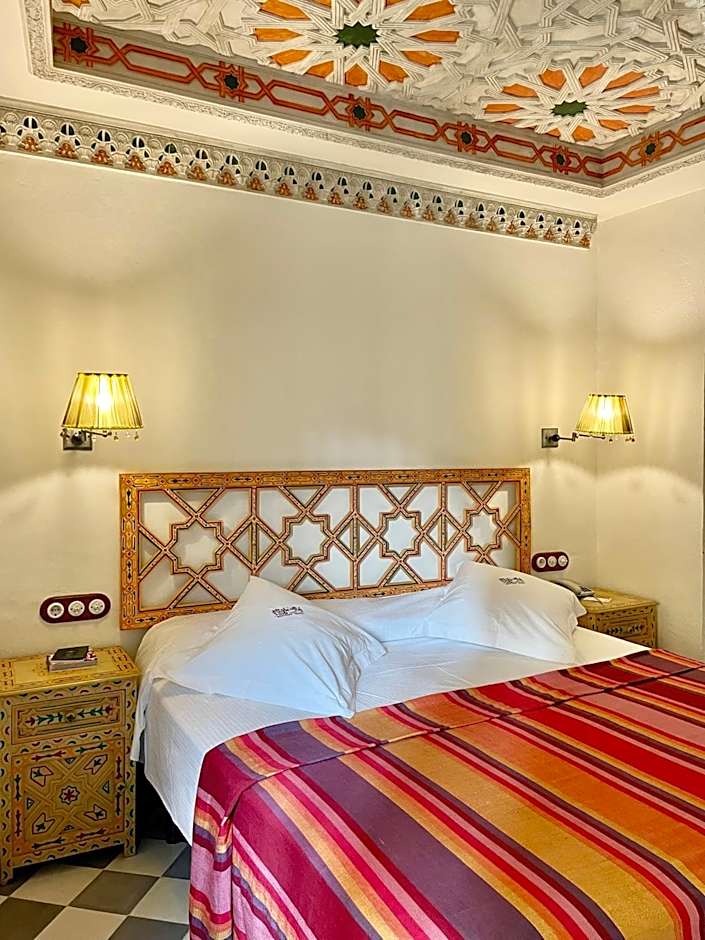 Alcoba Del Rey De Sevilla