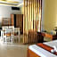 Sunny C Hotel