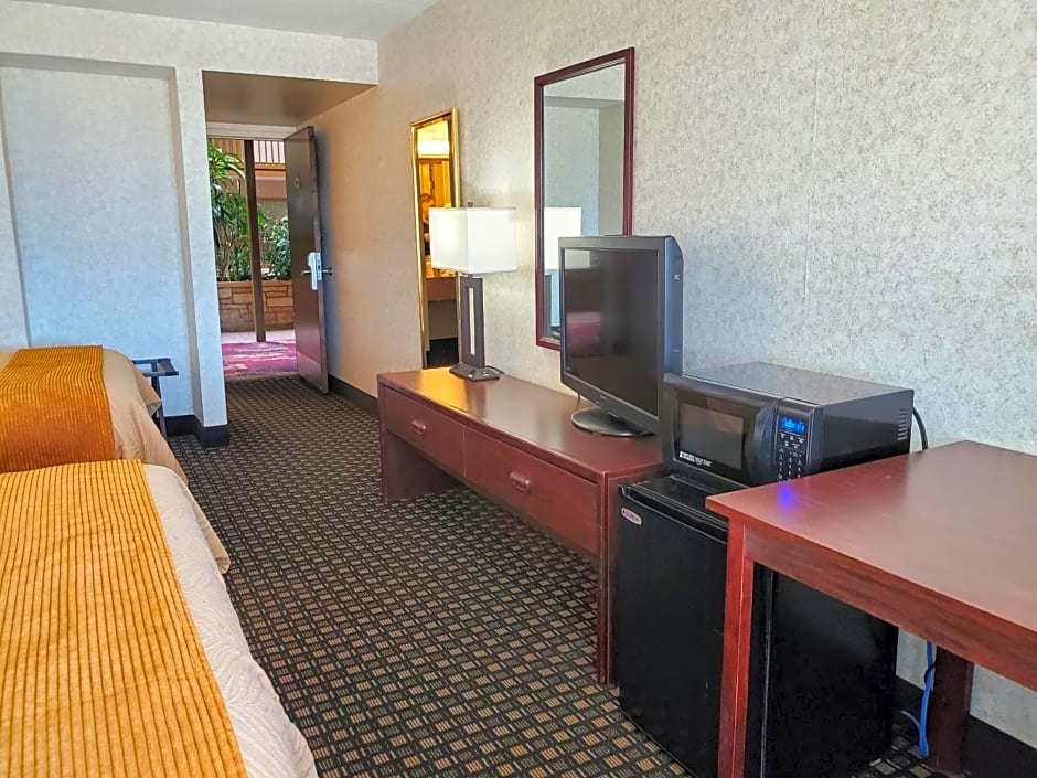 Ramkota Hotel Watertown