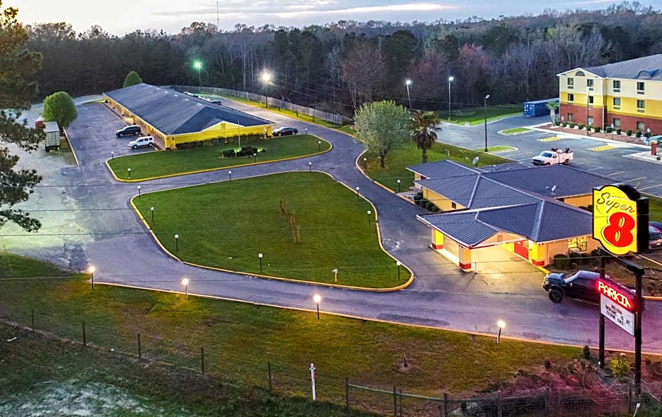 Super 8 by Wyndham Chipley