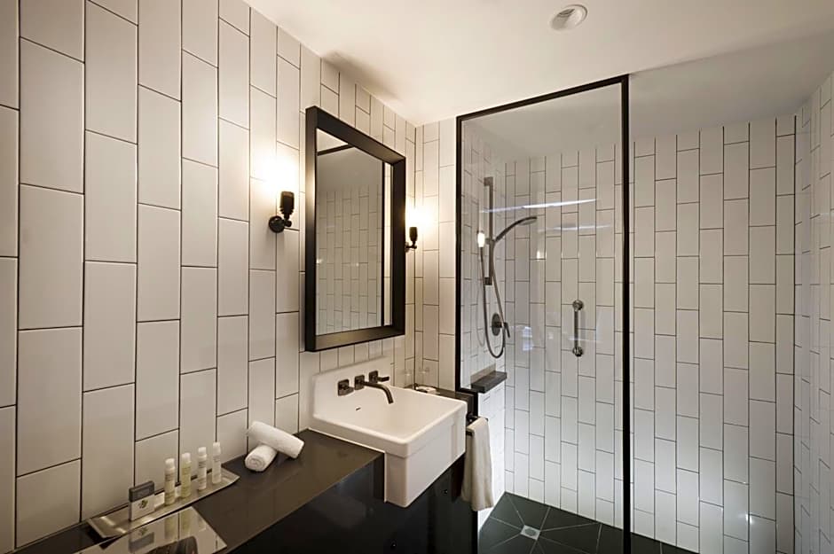 DoubleTree By Hilton Hotel Melbourne - Flinders Street