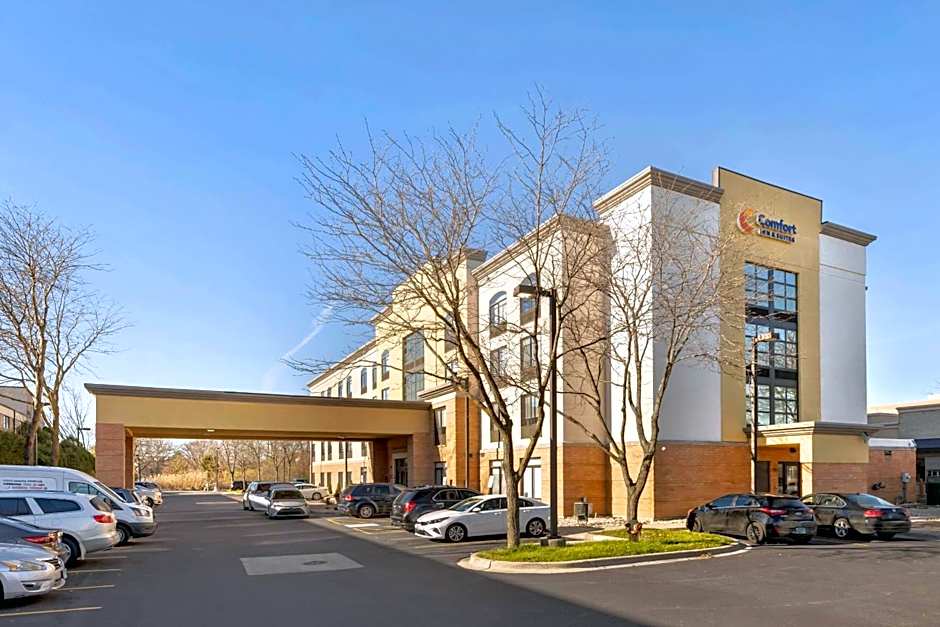 Comfort Inn & Suites Arlington Heights - Schaumburg