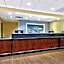 Hampton Inn By Hilton Waterbury