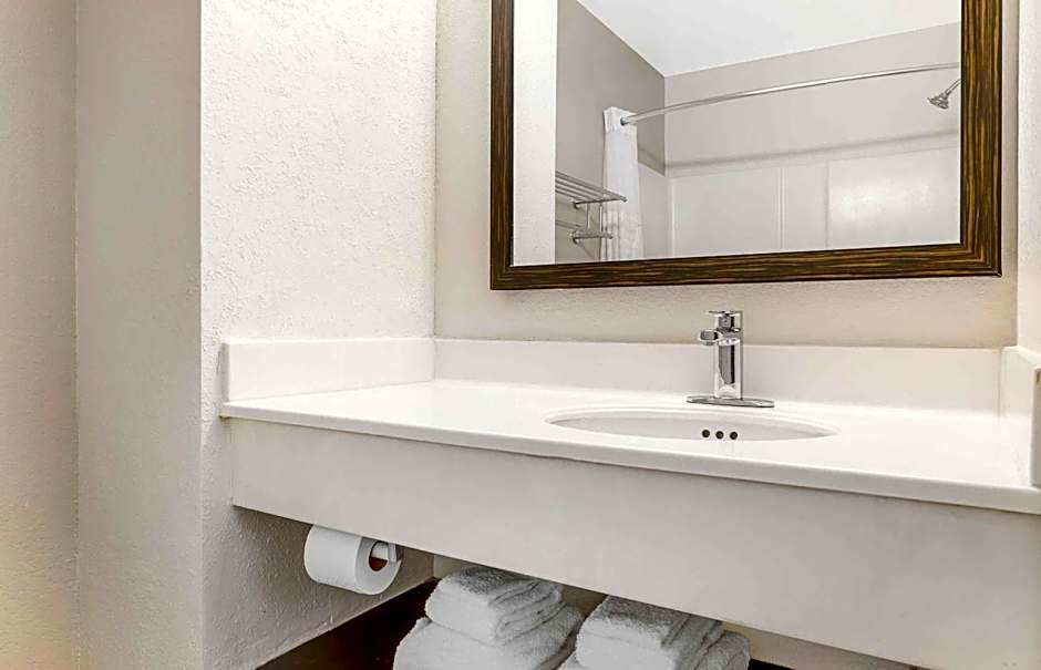 Extended Stay America Suites - San Diego - Carlsbad Village by the Sea