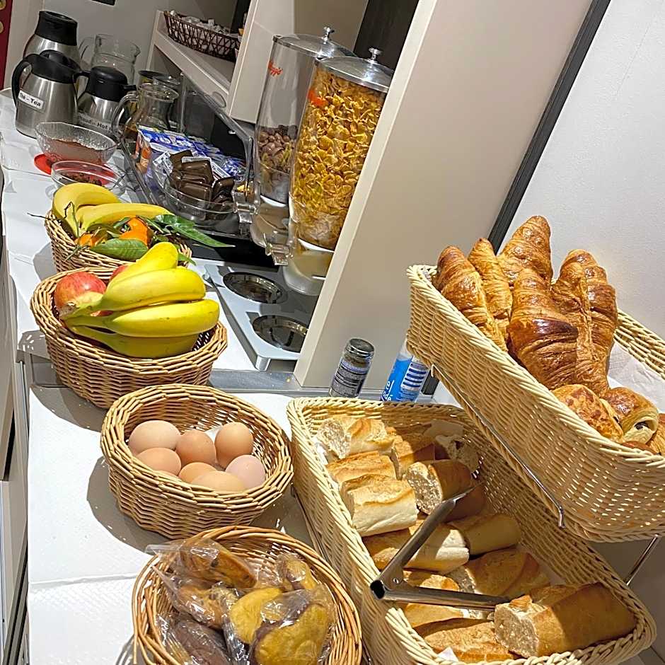 Hotel Bellevue Paris Montmartre