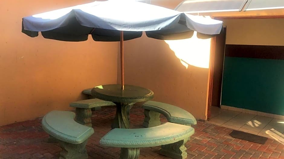 Pale Bohemia Bed And Breakfast