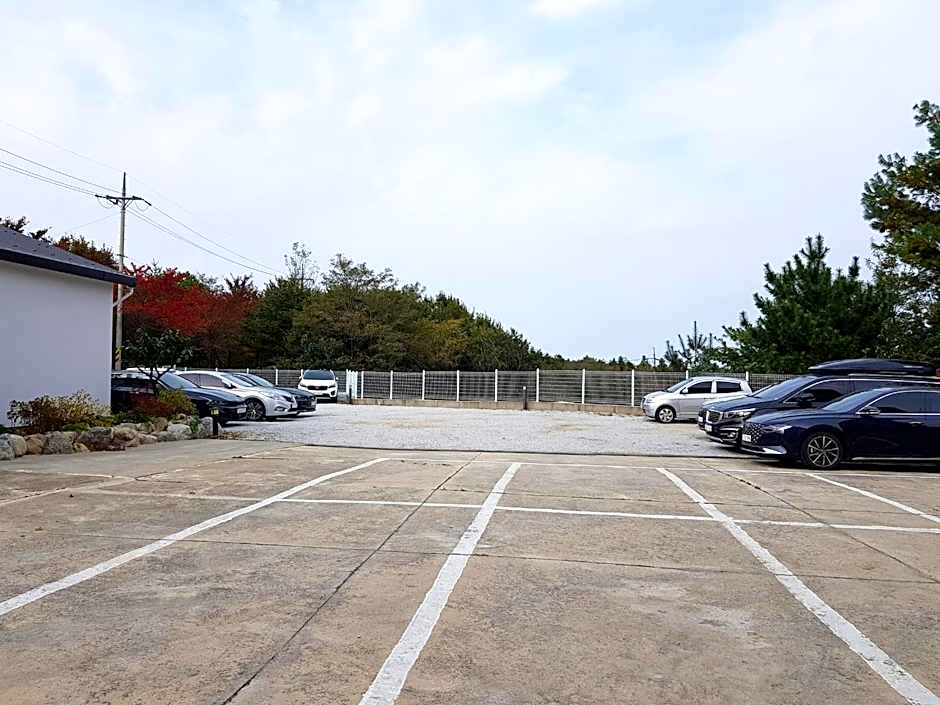 Goodstay Motel Hill
